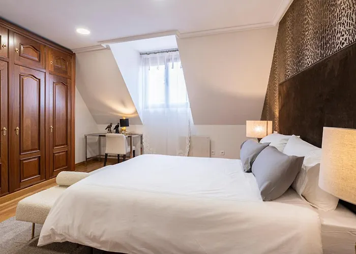 De La Guardia Suite Rosal